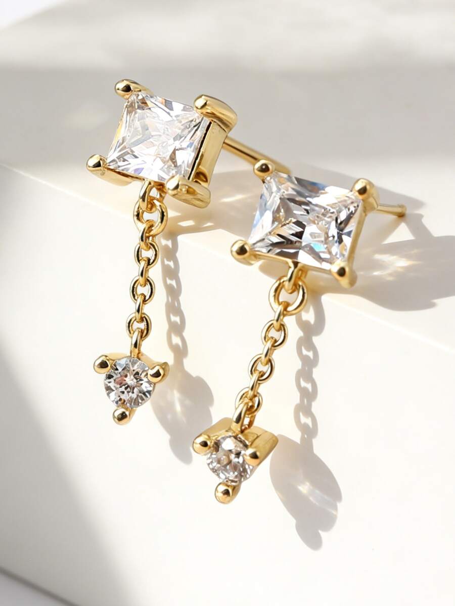 女士镀金公主方形锆石耳钉，搭配小巧圆形链坠，简约优雅风格，适合日常通勤和工作场合佩戴，是时尚爱好者的理想礼物。 - 金色 - 查看 1
