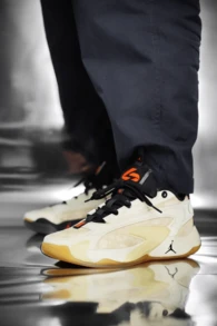 Nike Jordan Luka 2 圆形系带面料低帮篮球鞋，男女款，棕色 - 棕色 - 查看 10