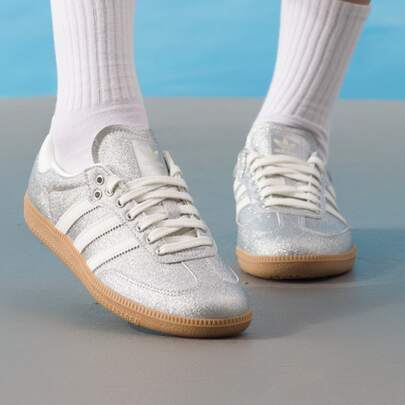  Adidas Originals Samba Shiny Pack - Versatile, Comfortable, Durable Low-Top Sneakers - Unisex - Silver