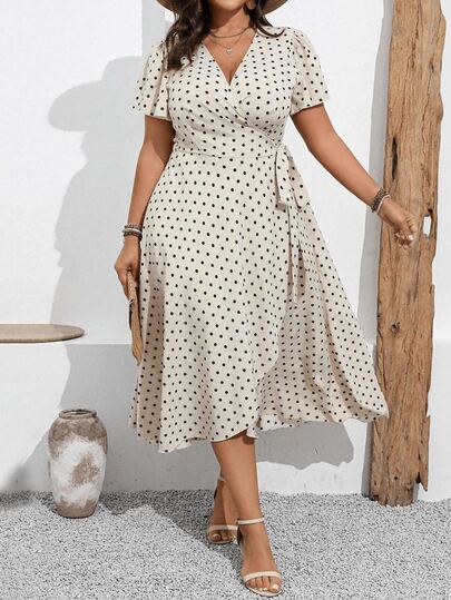 Vestido Curvy Largo Estampado de Lunares, Ligero y Versátil para Verano y Días Casuales