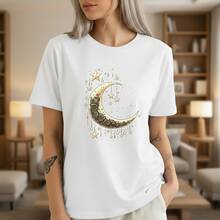 1PC Camiseta Unisex de Talla Grande para Mujer, de Algodón, con Estampado de Luna y Estrellas, Diseño Celestial Dorado, Top Casual Negro para Mujeres y Hombres, Camiseta Holgada y a la Moda. ¡! Camiseta estampada de manga corta, casual y elegante para mujer. - Blanco - Ver 1