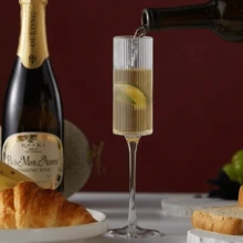 1/2/ Pieces Crystal-Like Champagne Flutes - 170ml Fluted Champagne Glasses, Shatterproof Construction, Quality Reusable Toasting Glasses To Add Romantic Charm To Weddings, Anniversaries Or Parties, Suitable For Weddings, Bridal Showers, Easter, Valentine's Day Or New Year's Eve Celebrations - View 2