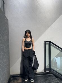 Adidas Originals CAMPUS 00s 皮革低帮运动鞋，男女通用，黑白配色 - 黑與白 - 查看 11