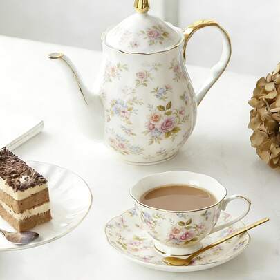 一套欧式咖啡套装，复古花卉陶瓷杯碟套装，配不锈钢勺，下午茶咖啡礼品