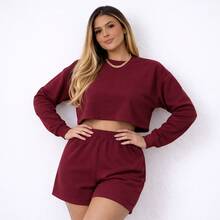 Women's Set: High-Waisted Shorts – Flatters The Figure ✔ Long-Sleeved Cropped Top – STYLE & COMFORT - Burgundy - View 2