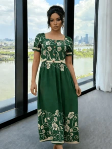 Women's Fitted Dress With Square Neckline, A-Line Print, Elegant For Vacation, Daily Commute, Short Sleeve, Sizes S M L - Green - View 4