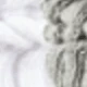 متعدد الألوان