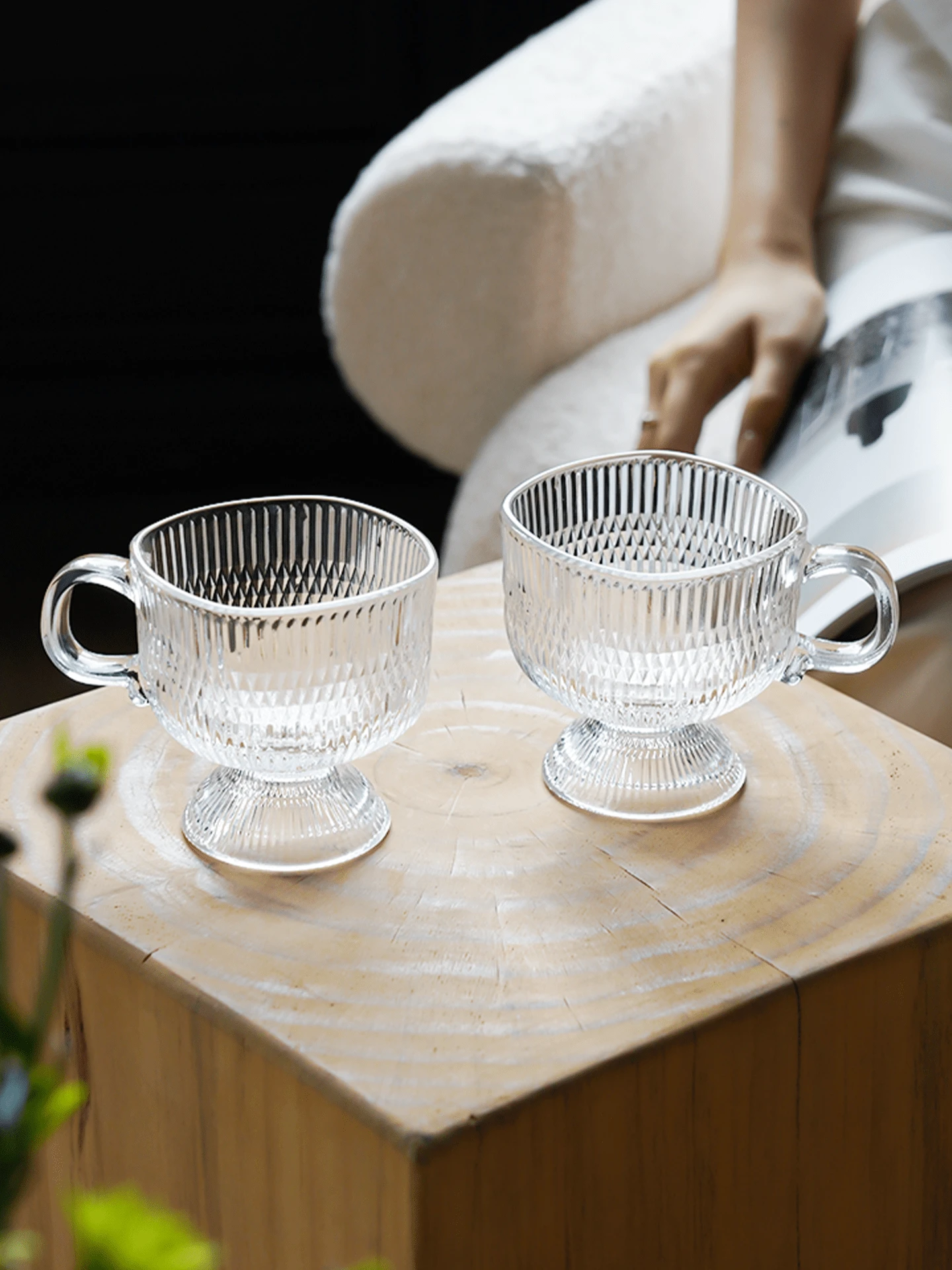 1pc Square Glass Cup With Handle, Suitable For Dessert, Breakfast, Milk, Coffee In Home, Office, Restaurant, Ramadan Gift, Eid Al-Fitr Gift, Valentine's Day Gift - Square Cup With Handle - Dense Ridges - View 1