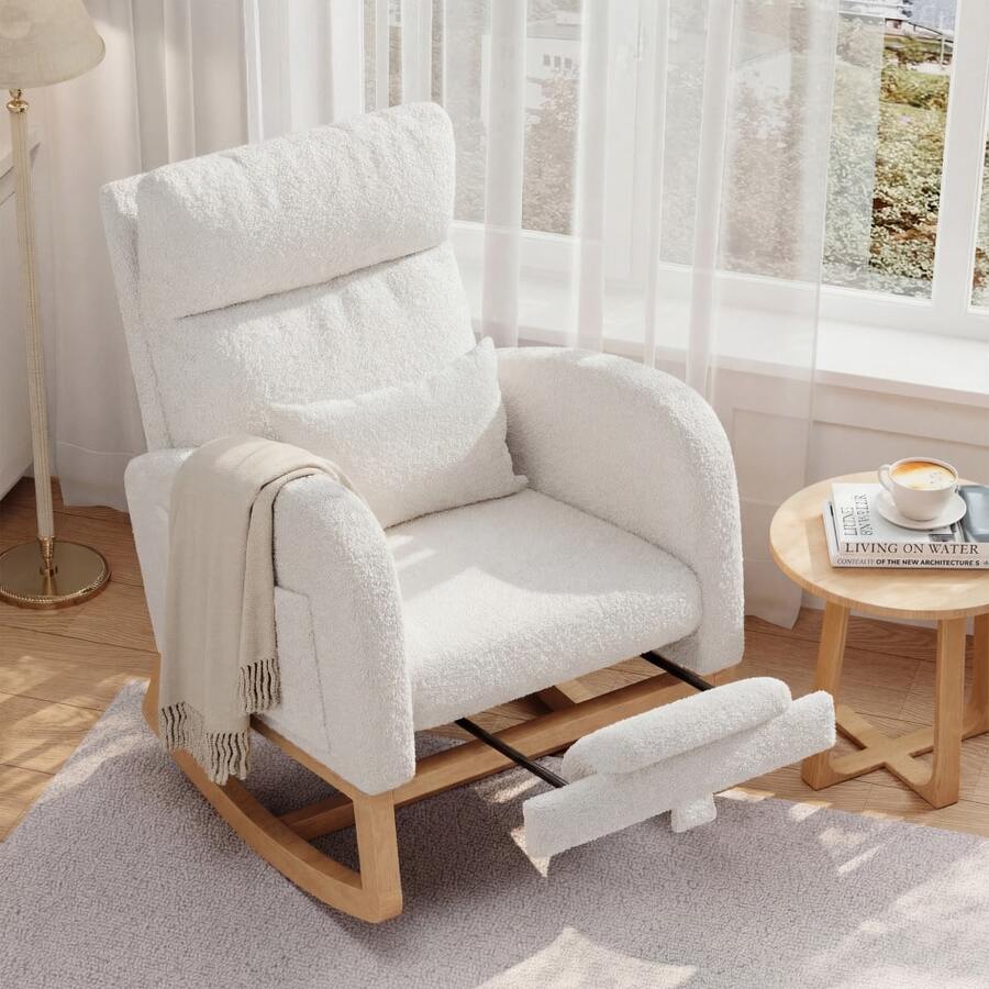 Silla Mecedora de Terciopelo Teddy – Butaca Reclinable con Respaldo Alto y Tapizado Suave – Silla Cómoda para Sala de Estar, Dormitorio o Rincón de Lectura – Estructura de Madera - Lana de cordero blanca con reposapiés - Ver 1