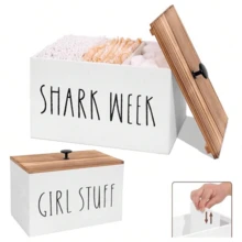 Caja de almacenamiento de tampones de madera rústica y estilo granja con tapa - Organizador versátil de baño para productos femeninos, accesorio de decoración del hogar, almacenamiento de tampones para baño, pequeño gabinete de almacenamiento de baño - Ver 2