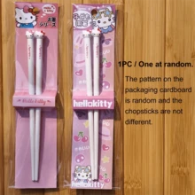 [Đã được ủy quyền IP] Bộ 2 đũa ngọc bích Hello Kitty hoạt hình tinh tế mới của Sanrio, đũa phụ cao cấp, thích hợp cho bàn ăn gia đình, sử dụng tinh tế, chất liệu bền đẹp, hai kiểu dáng để lựa chọn, thích hợp làm quà tặng sinh nhật cho nhiều độ tuổi, trang trí nhà hàng, ngày Valentine, đám cưới, mùa tựu trường, lựa chọn hoàn hảo cho cả bốn mùa. - Nhiều màu - Xem 16