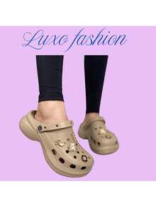 Sapato babuche Chinelo de salto alto 100%EVA com pingente variados croco -Original Classic, Macio e Confortável - Caqui - Visão 2