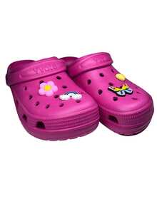 BABUCHE CROCO LEVE CONFORTAVEL ANTIDERRAPANTE COM BOTONS - Rosa chiclete - Visão 2
