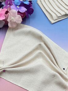 25*25厘米预裁切刺绣布，锁边，适合初学者和练习使用。 - 鎖邊戳繡布 - 查看 3