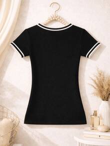 Women's Basic Short-Sleeve Blouse In Plain Ribbed Fabric With Round Neck And Neck And Sleeve Details - Black - View 2