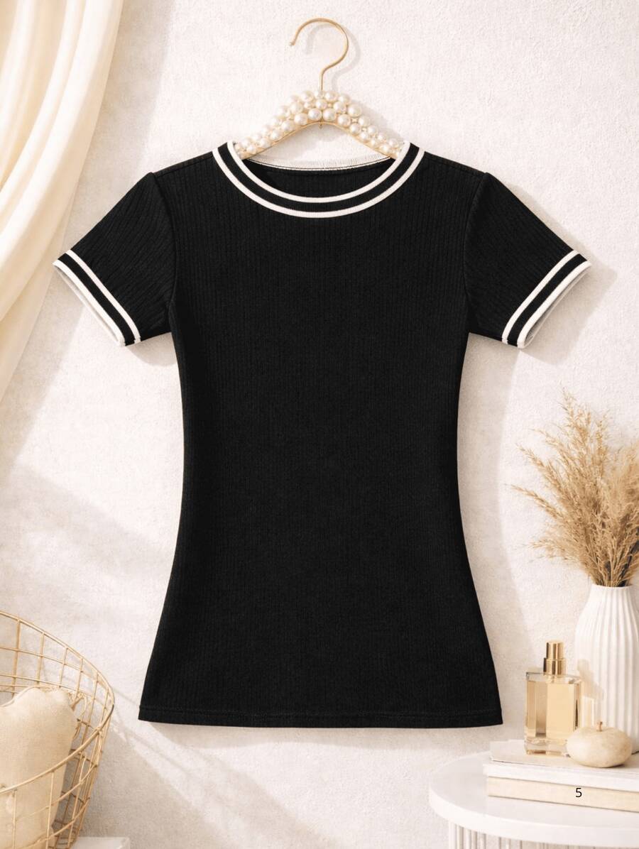 Women's Basic Short-Sleeve Blouse In Plain Ribbed Fabric With Round Neck And Neck And Sleeve Details - Black - View 1