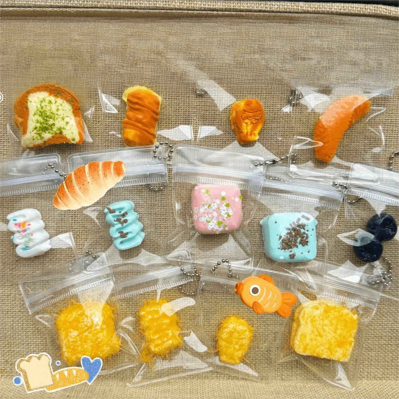 2026新款硅胶迷你挤压玩具带链子 - 完美礼物、生日礼物、理想礼物、惊喜礼物、节日礼物、情侣礼物、万圣节礼物、圣诞礼物、游戏玩家礼物 - 彩色 - 查看 1