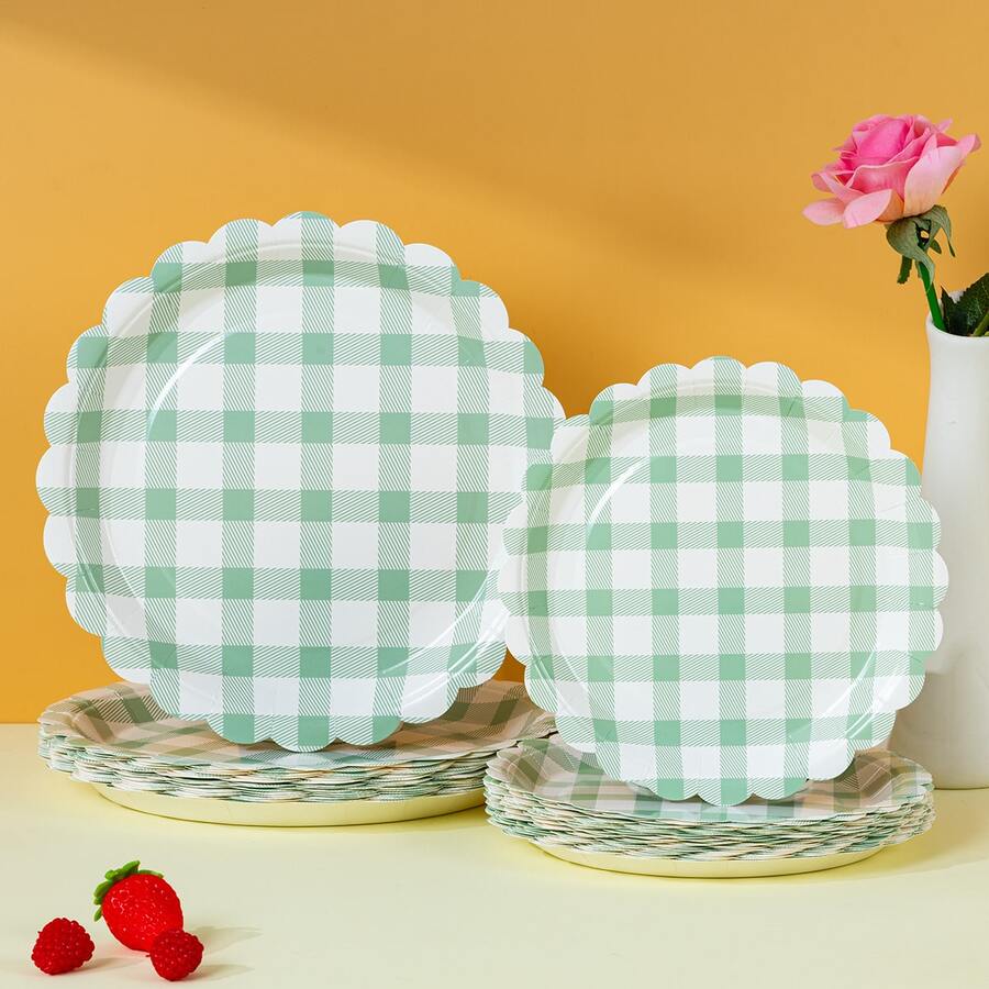 10pcs/20pcs/50pcs Green & White Checkered Floral Shaped Disposable Paper Plates, Party Supplies, Celebration Tableware, Gender Reveal, Birthday Party, Theme Party, Family Picnic Reusable (7inch/9inch) - Multicolor - View 1