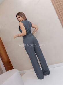 SAKURA LADY FASHION [G1-44][G2-46][G3-48] Women's Set, 2 Pieces, Vest With Buttons And Faux Pocket, Louis Twill Fabric, Luxury Set Vest And Wide-Leg Pants, Chic Striped Set, Casual Suit, Elegant Look, Formal Wear, Set For Events, Refined Look, Modern Suit, Stylish Suit, Sophisticated Women's Clothing, Lightweight Tailoring, Comfort And Elegance, Party Set, Women's Vest, Comfortable Pants, Urban Women's Look, Ideal For Work, Perfectly Fitting Clothing, Versatile Set, Suit With Personality, Casual Women's Fashion, Practical And Elegant Style, Summer Look, Sweet, Cute, Best Quality, Christmas Women's Clothing - 深灰色 - 查看 3