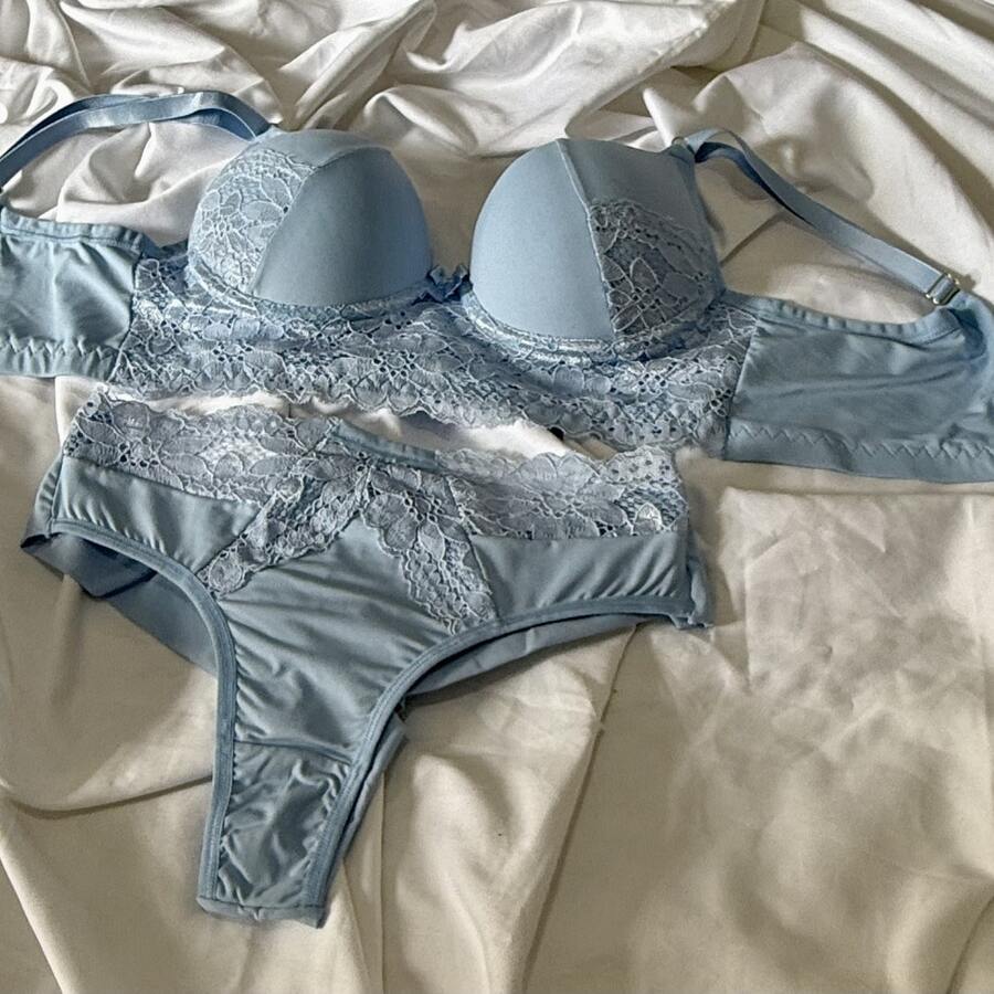National Set: Thong-Lace Comfort, Triple Closure, Reinforced Bubble Cups - Baby Blue - View 1