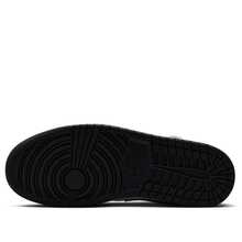 Nike Air Jordan 1 Mid Men's Patent SE 'Black Gold Jordans For Men852542-007 | Mid-Top Streetwear, Statement Sneaker - 亮橙色 - 查看 7