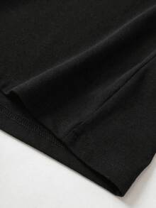 Basic T-Shirt With Djavan Print, New Model. - Mặt trước và mặt sau màu đen - Xem 3