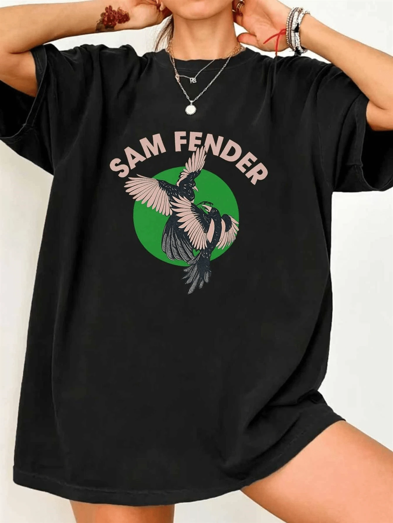 Women Casual Black Knitted Fabric Round Neck Short Sleeve Regular Length T-Shirt With Sam Fender Print - màu đen - Xem 1