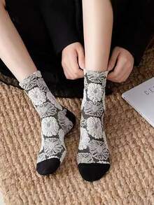 3 Pairs Random Black & White Patterned Mid-Calf Socks, Comfortable & Non-Abrasive, Elegant & Versatile - Multicolor - View 6