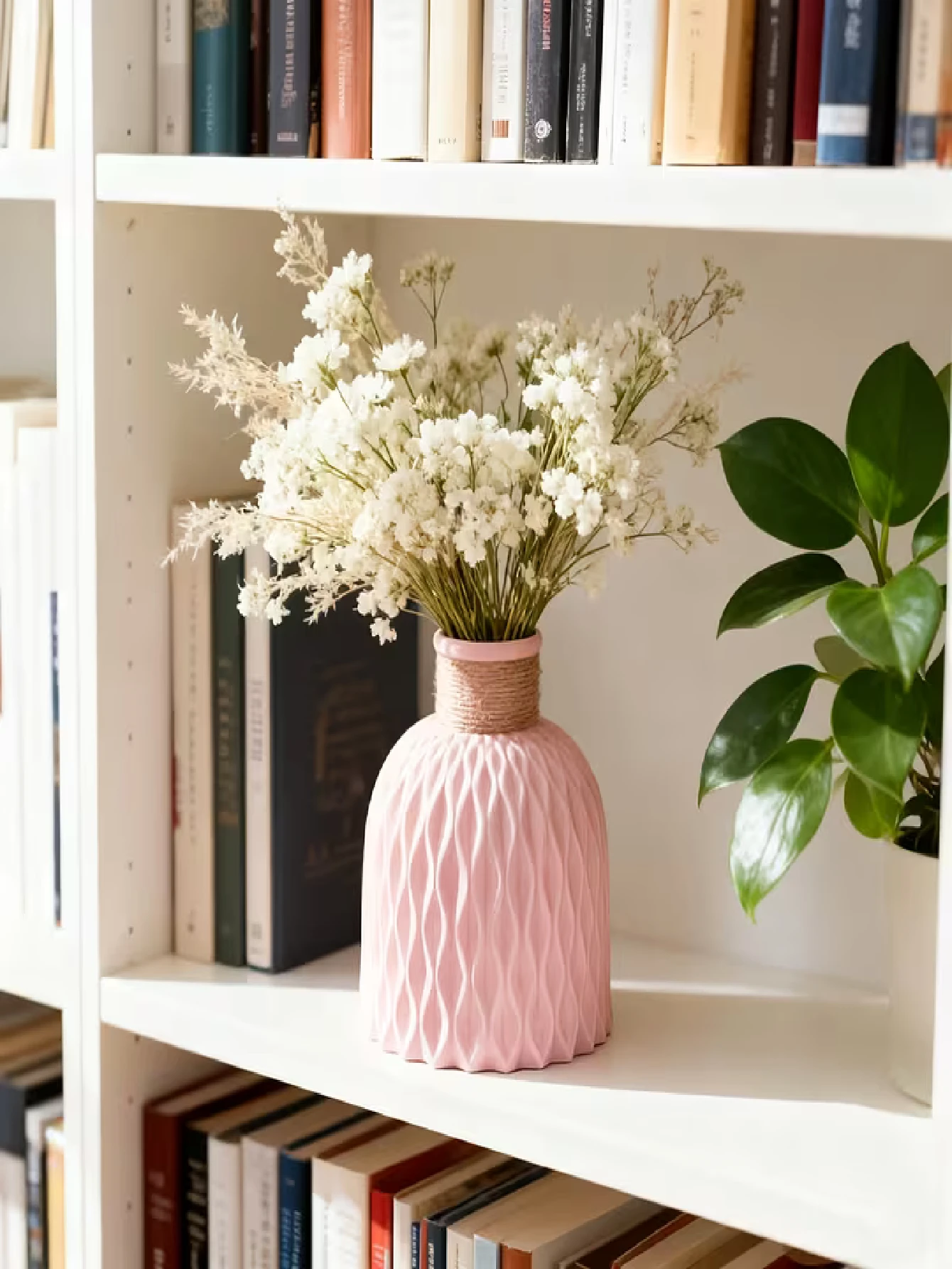 1pc Plastic Vase With Wavy Texture Design, Minimalist Nordic Style High-Quality Appearance, Lightweight And Durable, Purely For Decoration, Suitable For Living Room, Desk, Bedroom, Entryway, Photography Props, Applicable Scenes: Living Room, Desk, Bedroom, Study, Entryway, Home Decor