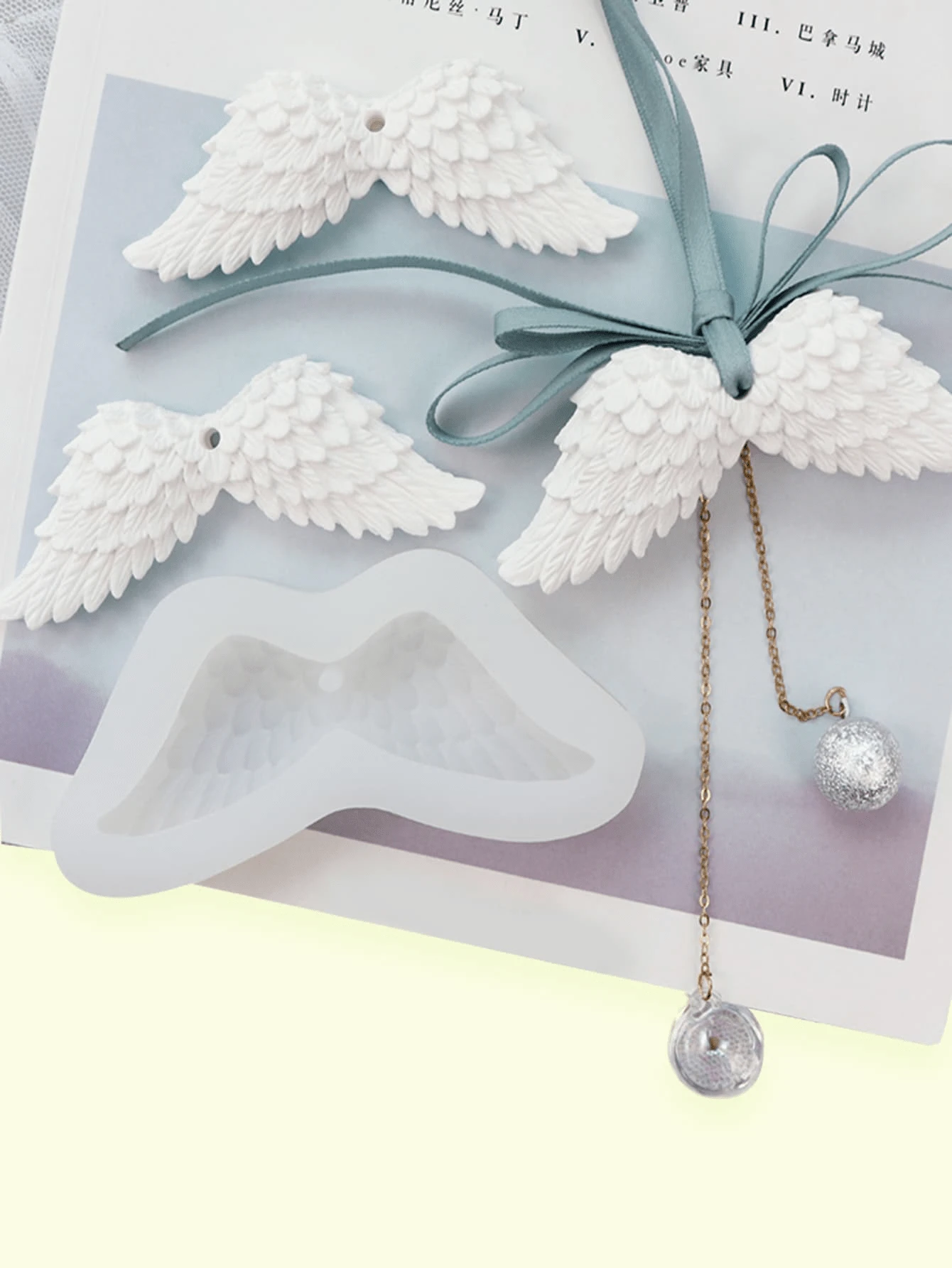 1pc New DIY Wing Pendant Silicone Mold, Creative Angel Wings & Feather Wings Silicone Mold - A-White - View 1
