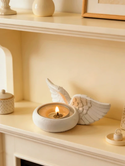 Weißer Flügel Kerzenhalter, Harz Tischdekoration Kerzenhalter mit weißen Federflügeln und weißen Punkten, geeignet für Bauernhaus/Villa Stil Zentrale Dekoration, Thanksgiving Heimdekoration, Flügel Dekoration