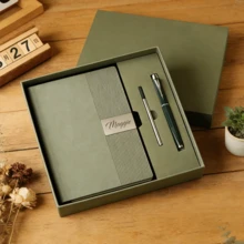 Bộ quà tặng sổ tay và bút cao cấp tùy chỉnh, Bộ dụng cụ viết thanh lịch tùy chỉnh, Sổ tay và bút cá nhân hóa tùy chỉnh, Quà tặng sổ tay tùy chỉnh, Bộ văn phòng phẩm thời trang tùy chỉnh, Sổ tay thanh lịch tùy chỉnh, Sổ tay bìa cứng tùy chỉnh - Món quà lý tưởng cho sinh viên và người đi làm - Sách có nút kim loại lớn - Xem 3