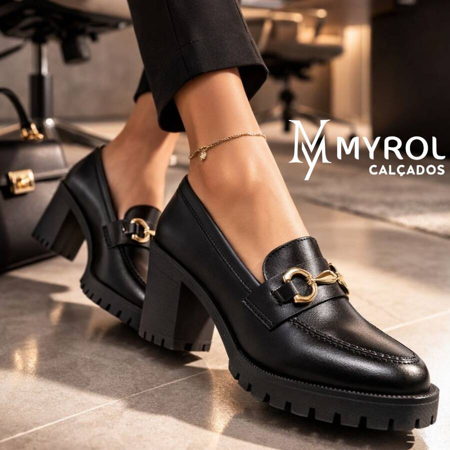 Mid-Heel Slip-On Loafer Shoe With Lug Sole. - màu đen - Xem 1