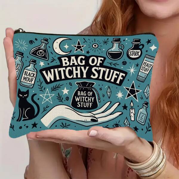 Bolsa de maquillaje con estilo de bruja misteriosa, bolsa de maquillaje ligera con cremallera, impresión de tema de bruja de doble cara, diseño con patrón de media luna y estrella, uso dual como neceser de viaje y bolso, elemento de cielo estrellado, bolsa de viaje de maquillaje imprescindible para Halloween
