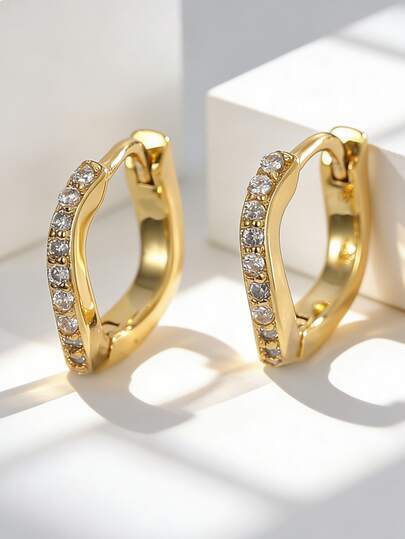 Women's Gold-Plated Arc-Shaped Hoop Earrings, Fully Embedded With Zirconia Stones, Minimalist Elegant Style, Suitable For Daily Commute And Workwear, An Ideal Gift For Fashion Enthusiasts