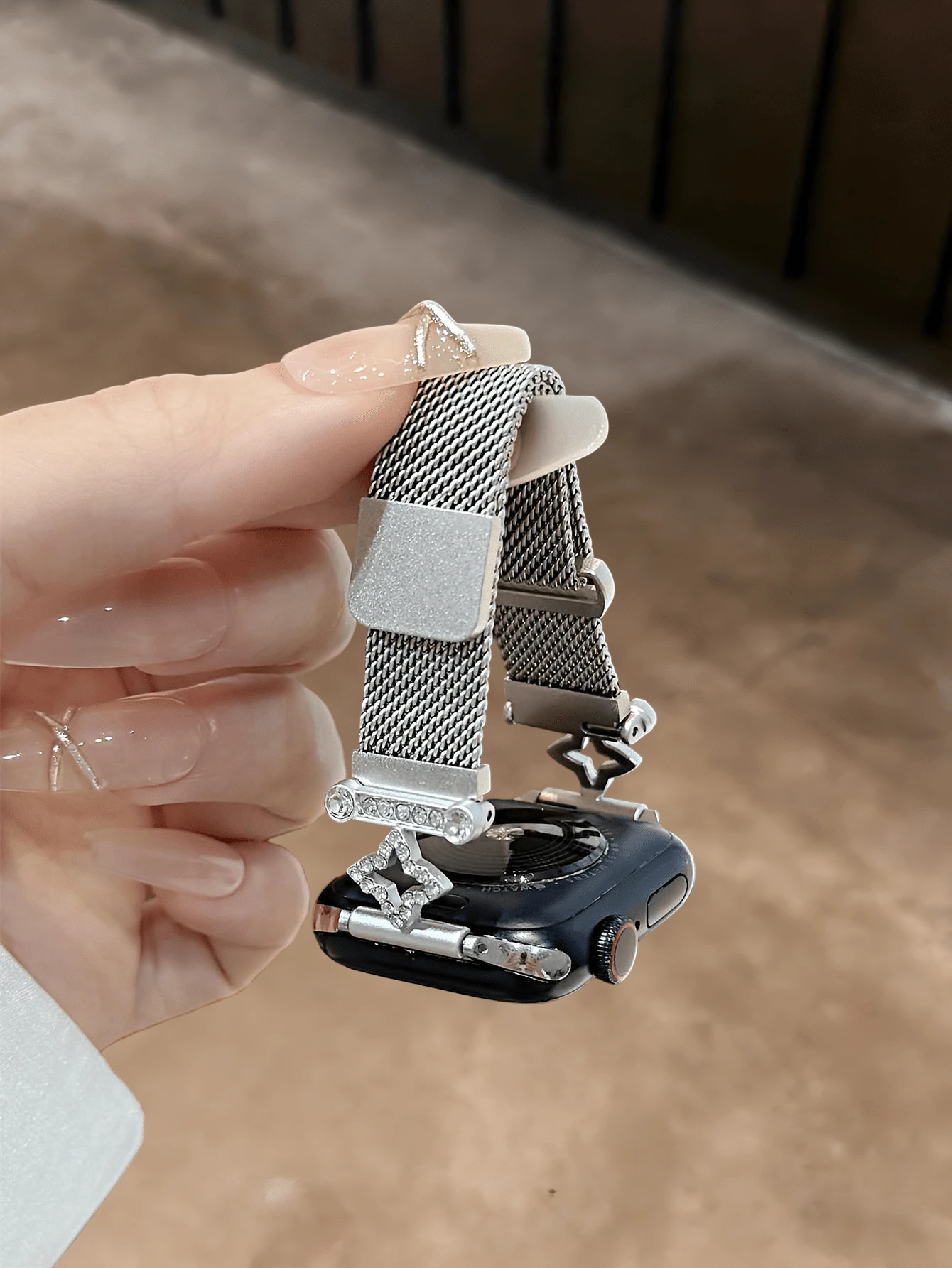 Tương thích với Apple Watch, Dây đeo kim loại thép không gỉ kiểu dáng tối giản họa tiết tia nắng mùa hè mới dành cho Ultra/SE 2/SE 1/Series 11/10/9/8/7/6/5/4/3/2/1, 38/40/41/42/44/45/46/49mm - ánh sao - Xem 1