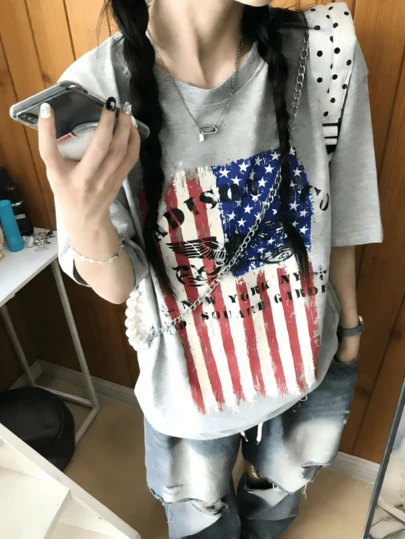 Women's Oversized Light Grey T-Shirt, Vintage American Flag Distressed Print Tee, Y2K Grunge Rock Retro Casual Loose Short Sleeve Top Summer