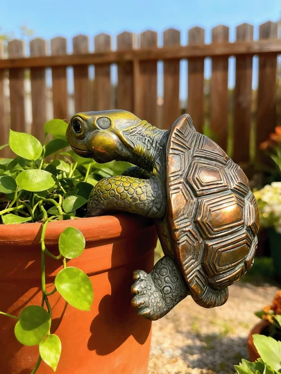 Miniature Tortoise Statue, Flower Pot Ornament, Realistic Resin Climbing Tortoise Decoration, Garden Decoration Suitable For Bonsai, Succulents, And Aquariums; A Creative Gift For Plant Lovers.