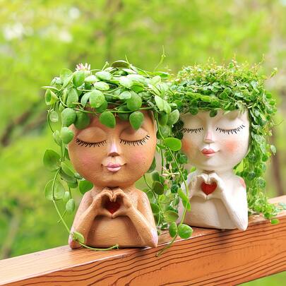 1개 수제 기발한 추상 걸 얼굴 수지 화분 조각상 | 내구성 있는 실내/실외 장식, 하트 손 & 잎 왕관 디자인, 가정 사무실 정원용 다육 식물 & 꽃 화분, 전기 필요 없음