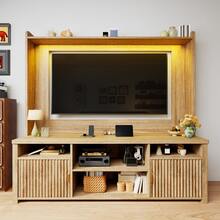 EnHomee 70" W TV Stand With LED Lights & Charging Station, Wall Unit Entertainment Center With 4 Storage Shelves & 2 Cabinet Doors For Living Room - 橡木 - 查看 1