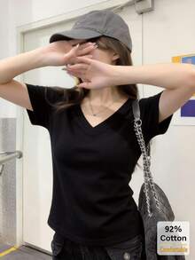 女士V领短袖露脐上衣，黑色，百搭显瘦打底衫 - 黑色 - 查看 1