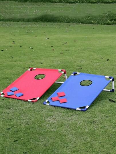 一套便携式红蓝沙包投掷游戏套装，可折叠耐用，适合夏季海滩、户外聚会、露营、海滩和后院娱乐——包含6个沙包，非常适合圣诞节、复活节、感恩节和毕业典礼等场合。