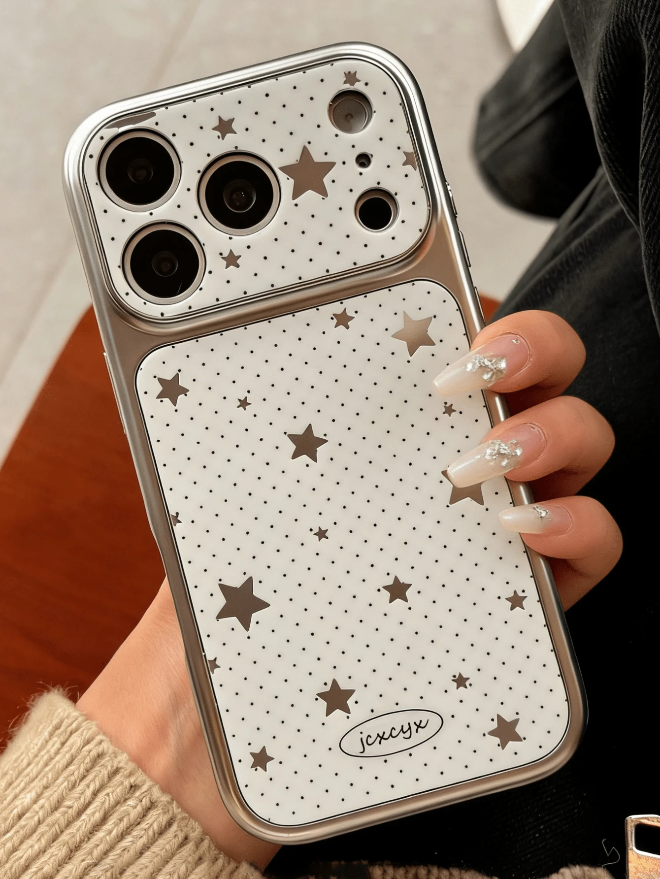 Funda de teléfono con acabado mate y efecto electrolítico con lunares lindos, compatible con iPhone 17 Pro Max, 17 Pro, 17, 16, 15, 14 Pro Max, cubierta trasera suave de TPU con estilo Y2K