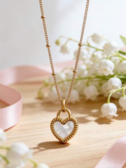 VceTd 1pc Romantic Black/White Double-Sided Heart-Shaped Lock Design Stainless Steel Pendant Necklace, Suitable For Women To Wear To Parties Or Dates, Or As A Gift For Loved Ones