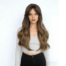 22英寸酷棕渐变长假发，带刘海，波浪卷发，耐热假发，打造日常迷人造型 - 棕色 - 查看 2