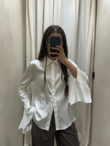 女士时尚百搭优雅通勤缎面宽松立领超喇叭袖加长休闲衬衫，白色春季女式衬衫 - 白色 - 查看 6