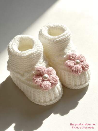 1 Pair Handmade Knitted Infant Shoes With Floral Pattern, White Infant Crib Shoes