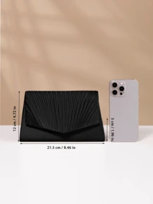 REMANLAND Elegant And Lightweight Pleated Fashion Clutch, A Glamorous And Charming Party/Evening Bag, Perfect For Party Girls, Brides, And Ladies. Features Hidden Card Slots And Compartments, Can Be Used As A Shoulder Bag Or Crossbody. Comes With A Detachable Metal Chain, Suitable For Balls, Banquets, Parties, And An Excellent Gift For Your Loved One. - Black - View 5
