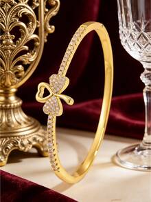 1 Pc - Luxurious Geometric Checkered Copper Bracelet With A Gold Openwork Clasp And Full Zirconia Design. Suitable For Both Work And Casual Wear, Perfect For Everyday Wear. - Gold - View 4