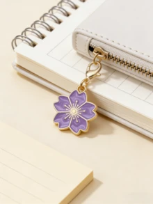 10 piezas Llavero de flor de sakura de aleación, diseño floral elegante, con etiqueta, adecuado para colgar en bolsos, llaves de coche, regalos de cumpleaños y vacaciones para parejas, tono rosa, regalo para mujer, regalo del Día de San Valentín, accesorios para automóvil, regalos con estilo gótico lindo Y2K para madre, padre, graduación y maestro - Flor de cerezo morada A - Ver 3